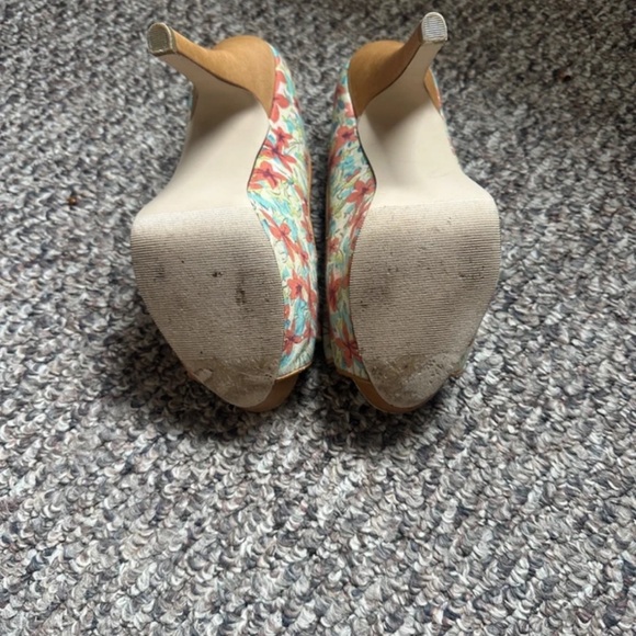 Madden Girl Floral Bow Peep-Toe Heels in Coral, Aqua & Tan - Picture 4 of 5